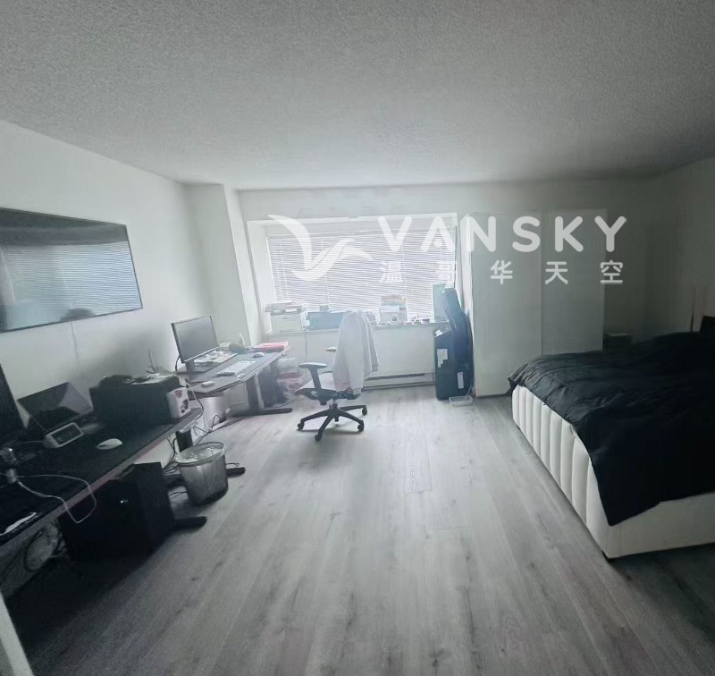 260407123016_MAIN BEDROOM.jpg